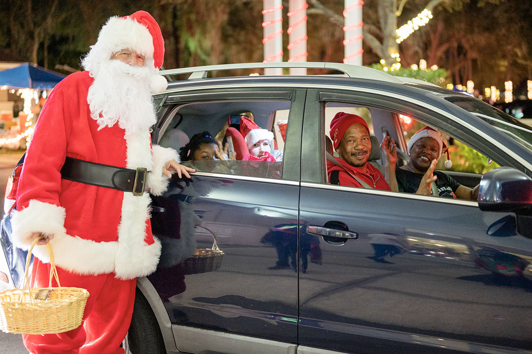 Community Peds Care Candy Cane Lane 2020